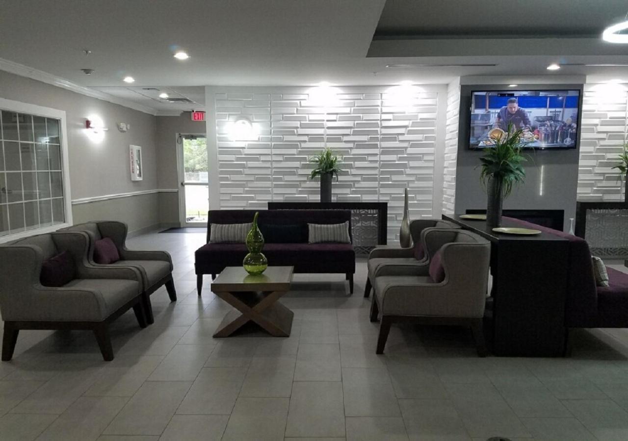 La Quinta By Wyndham Houston - Magnolia Hotel Bagian luar foto