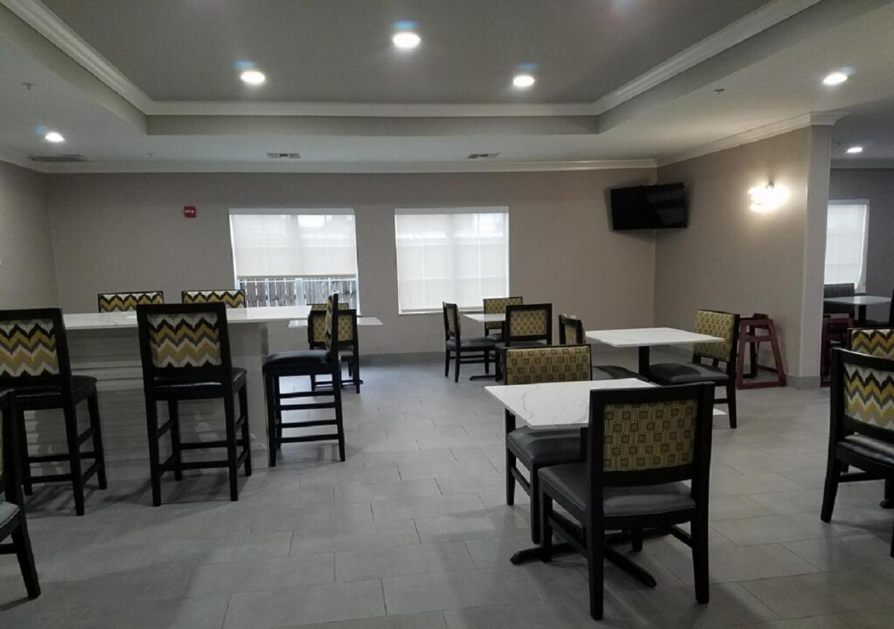 La Quinta By Wyndham Houston - Magnolia Hotel Bagian luar foto