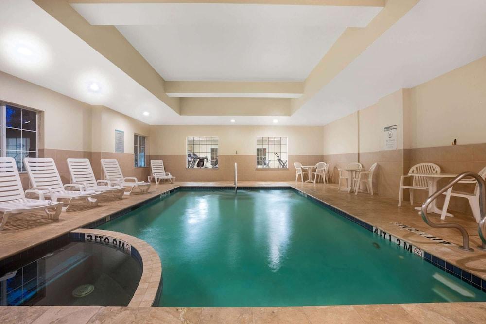 La Quinta By Wyndham Houston - Magnolia Hotel Bagian luar foto
