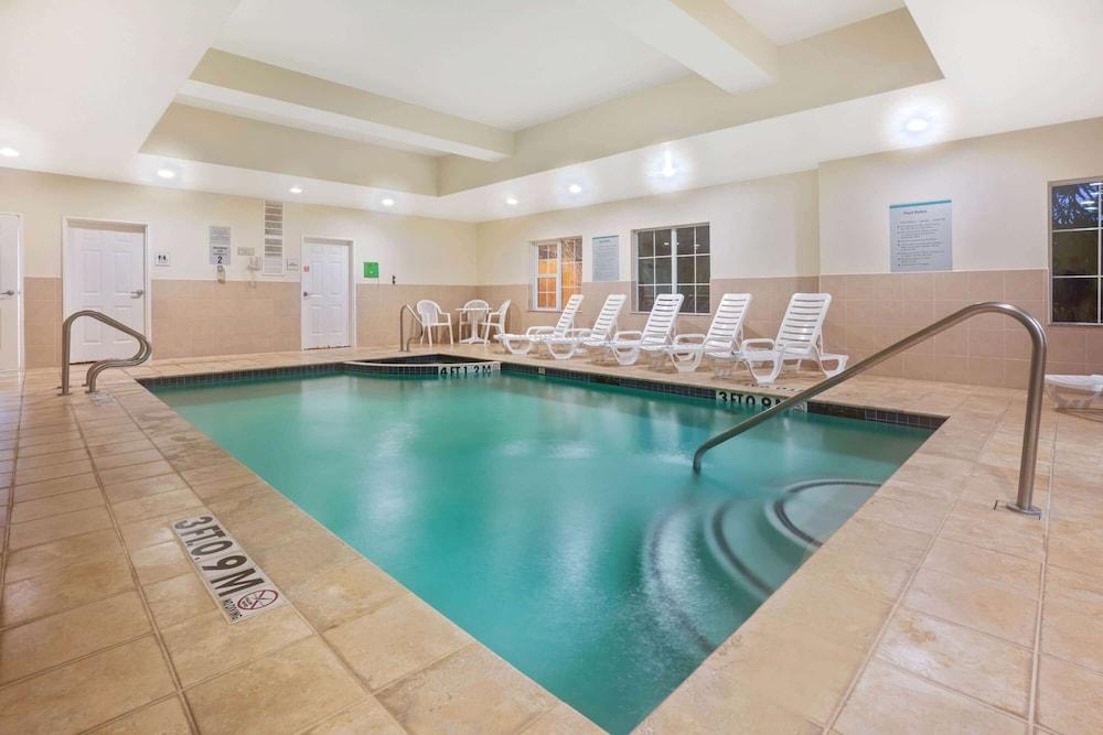 La Quinta By Wyndham Houston - Magnolia Hotel Bagian luar foto